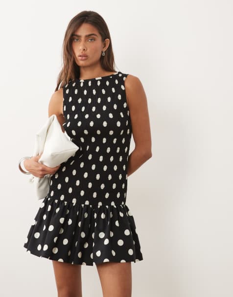 ASOS DESIGN – Czarna marszczona sukienka mini w groszki z obniżoną talią - view 1