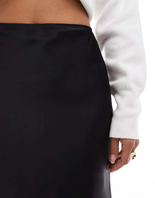 ASOS DESIGN – Czarna, satynowa spódnica midi cięta ze skosu, 3 z 5
