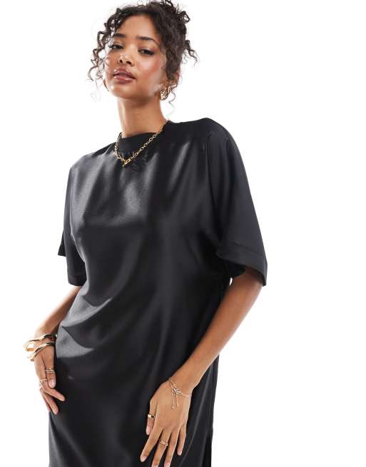 ASOS DESIGN – Czarna satynowa sukienka t-shirtowa midi oversize, 2 z 4