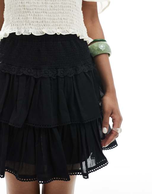 ASOS DESIGN – Czarna spódnica mini typu rara z koronkowym obszyciem, 3 z 5