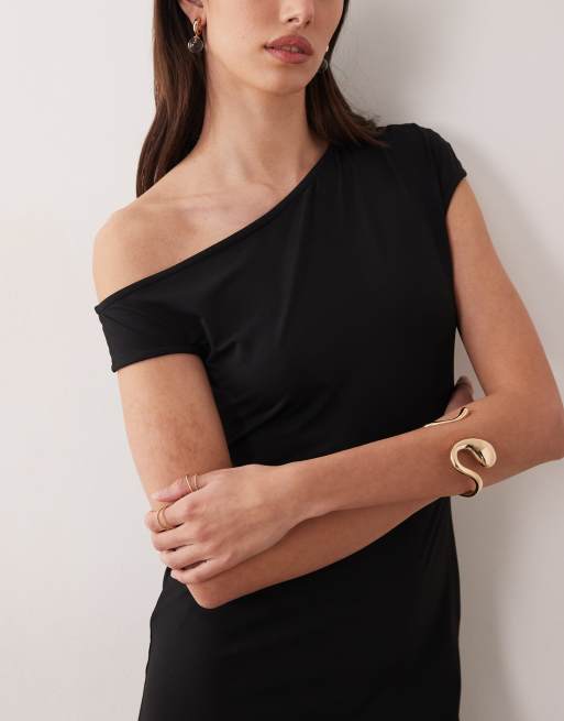 ASOS DESIGN – Czarna sukienka maxi z odsłoniętym ramieniem, 3 z 4