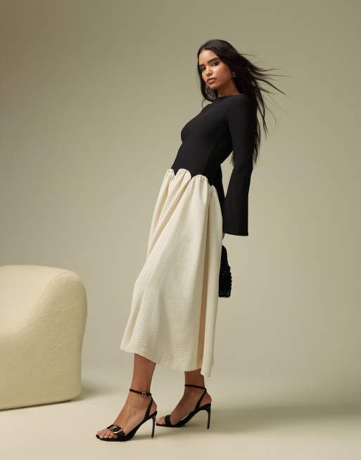 ASOS DESIGN – Czarna sukienka midi z pełną spódnicą, długimi rękawami, falowaną wstawką i blokami kolorów