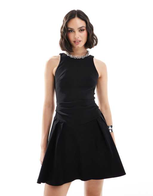 ASOS DESIGN – Czarna sukienka mini o dopasowanej górze i rozkloszowanym dole z bengaliny