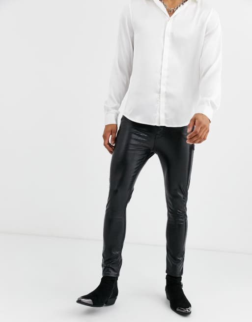 ASOS DESIGN - Czarne jeansy-cygaretki o obcisłym kroju, pokryte imitacją skóry, ze wzorem przypominającym skórę krokodyla