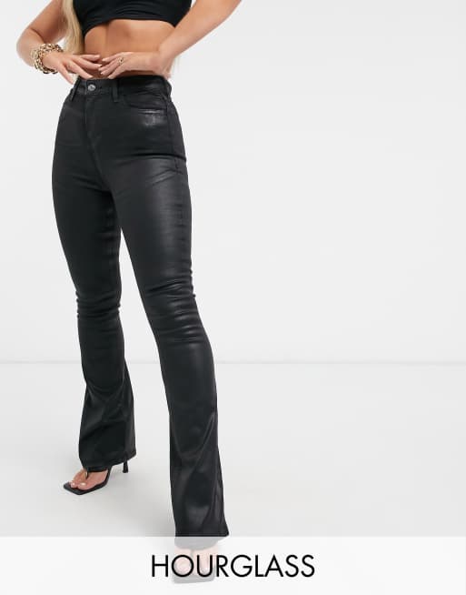 ASOS DESIGN – Czarne jeansy modelujące z podwyższonym stanem i rozszerzanymi nogawkami