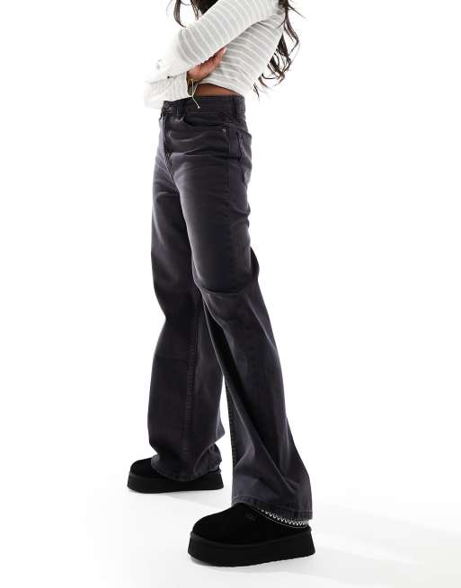 ASOS DESIGN – Czarne jeansy o fasonie dad z szerokimi nogawkami, 2 z 5