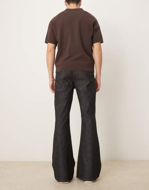 ASOS DESIGN – Czarne jeansy z rozszerzanymi nogawkami z efektem sprania, 2 z 5