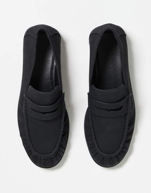ASOS DESIGN – Czarne loafersy penny z marszczeniem, 3 z 3