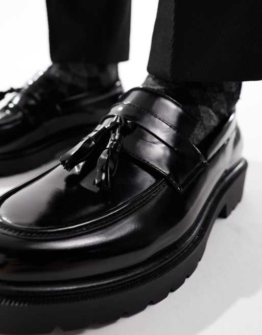 ASOS DESIGN – Czarne loafersy z imitacji skóry z frędzlami, 2 z 4