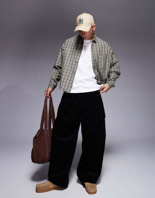 ASOS DESIGN – Czarne luźne bojówki sztruksowe oversize z zakładkami 