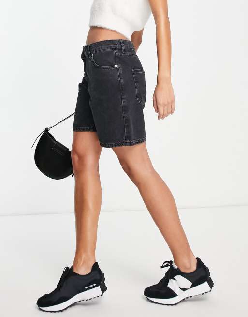ASOS DESIGN – Czarne luźne szorty z niskim stanem i efektem sprania, 4 z 4
