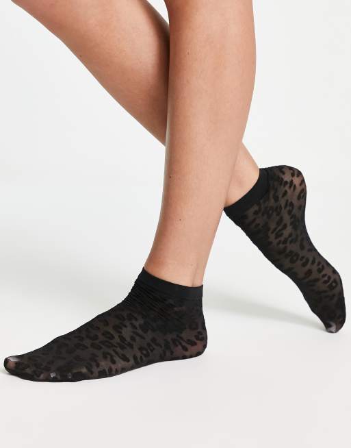 ASOS DESIGN – Czarne prześwitujące skarpetki za kostkę w zwierzęcy wzór