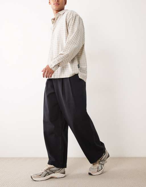 ASOS DESIGN – Czarne spodnie barrel z zakładkami, 3 z 5