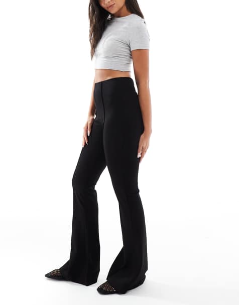 ASOS DESIGN – Czarne spodnie z dzianiny ponte z rozszerzanymi nogawkami i szczypanką wzdłuż nogawki - view 1