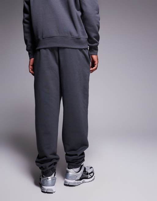 ASOS DESIGN – Czarne sprane grube joggersy premium o kroju oversize 400 g/m², 2 z 5