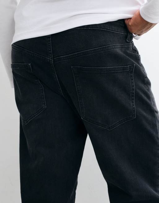 ASOS DESIGN – Czarne sprane jeansy ze zwężanymi nogawkami ze stretchem, 2 z 5