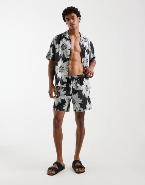 ASOS DESIGN – Czarne średniej długości szorty kąpielowe w kwiatowy wzór, część zestawu - view 1