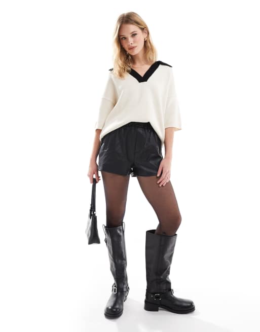 ASOS DESIGN – Czarne szorty bokserki z imitacji skóry