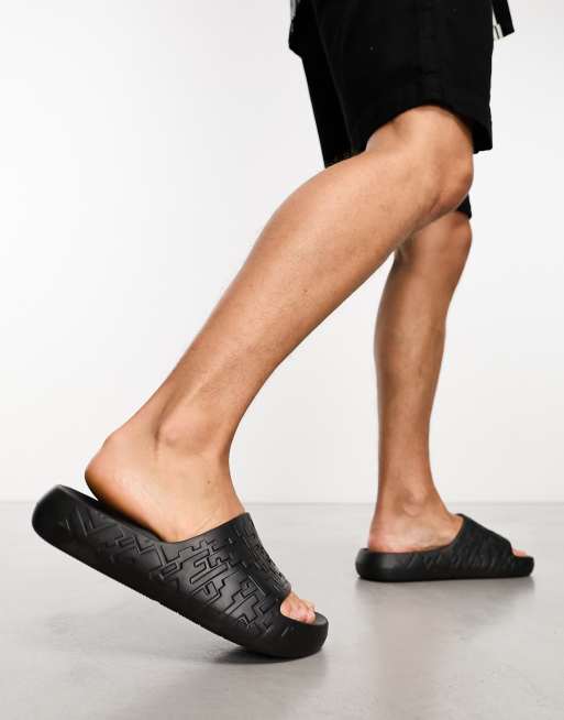 ASOS DESIGN – Czarne teksturowane klapki na grubej podeszwie