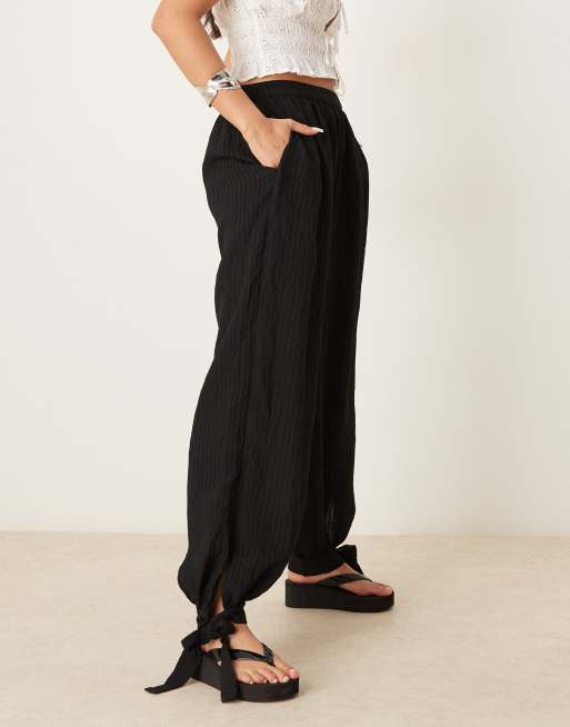 ASOS DESIGN – Czarne teksturowane spodnie, 2 z 5
