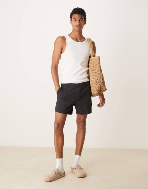 ASOS DESIGN – Czarne wciągane krótkie szorty chinosy - view 1