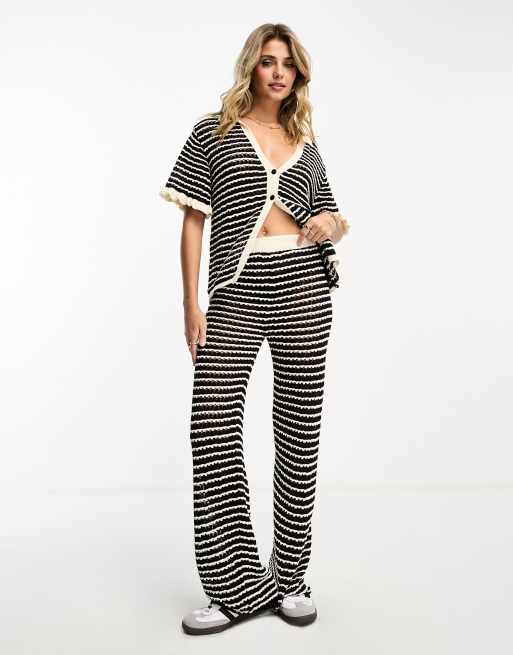 ASOS DESIGN – Czarno-białe dzianinowe spodnie z szerokimi nogawkami w paski, część zestawu