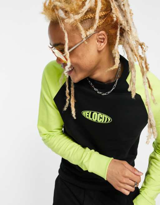 ASOS DESIGN – Czarno-zielona bluza dresowa o kroju podkreślającym sylwetkę z blokami kolorów
