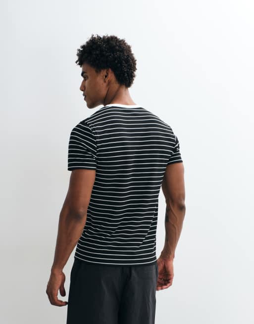 ASOS DESIGN – Czarny dopasowany T-shirt henley w paski, 4 z 5