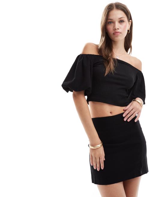 ASOS DESIGN – Czarny fakturowany top z dekoltem bardot i bufkami