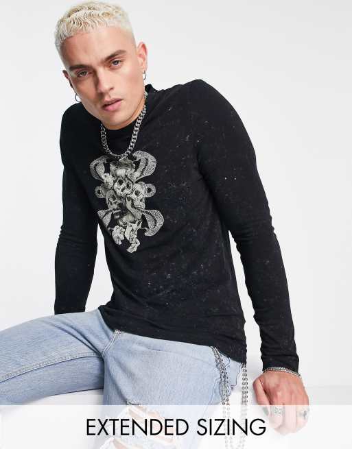ASOS DESIGN – Czarny obcisły T-shirt z długimi rękawami z nadrukiem czaszek na piersi i efektem sprania