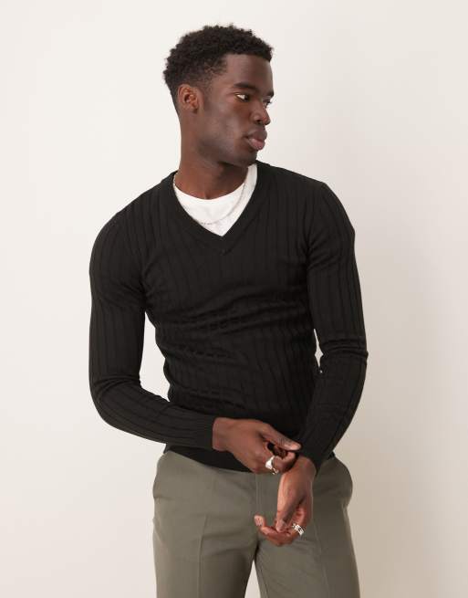 ASOS DESIGN – Czarny prążkowany sweter o kroju podkreślającym sylwetkę z dekoltem w szpic