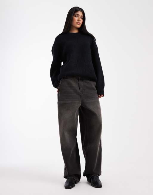ASOS DESIGN – Czarny prążkowany sweter oversize z okrągłym dekoltem o kroju typu kokon, 2 z 4