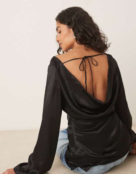 ASOS DESIGN – Czarny satynowy top z drapowaniem na plecach i rozkloszowanymi rękawami - view 1