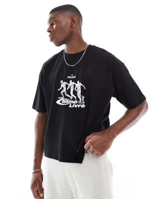 ASOS DESIGN – Czarny T-shirt oversize o pudełkowym kroju z grafiką z motywem biegania - view 1