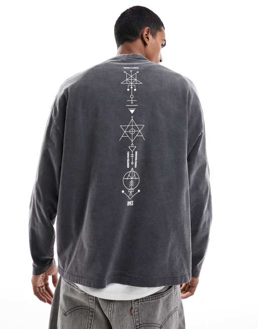ASOS DESIGN – Czarny T-shirt oversize z efektem sprania i astronomicznym nadrukiem wzdłuż kręgosłupa