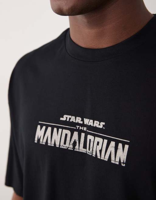 ASOS DESIGN – Czarny T-shirt oversize z nadrukiem z napisem „Mandalorian”, 5 z 5