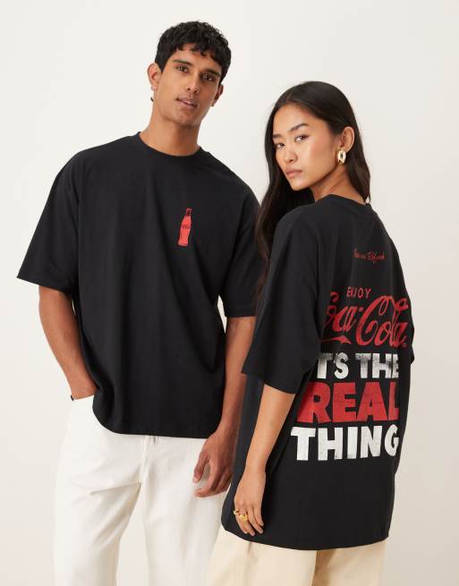 ASOS DESIGN – Czarny T-shirt unisex o fasonie oversize z nadrukiem Coca-Cola