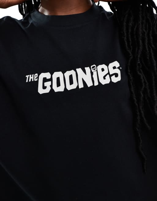 ASOS DESIGN – Czarny T-shirt unisex o fasonie oversize z nadrukiem Goonies, 3 z 4