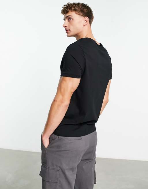 ASOS DESIGN – Czarny T-shirt z wcięciem przy dekolcie, 2 z 4