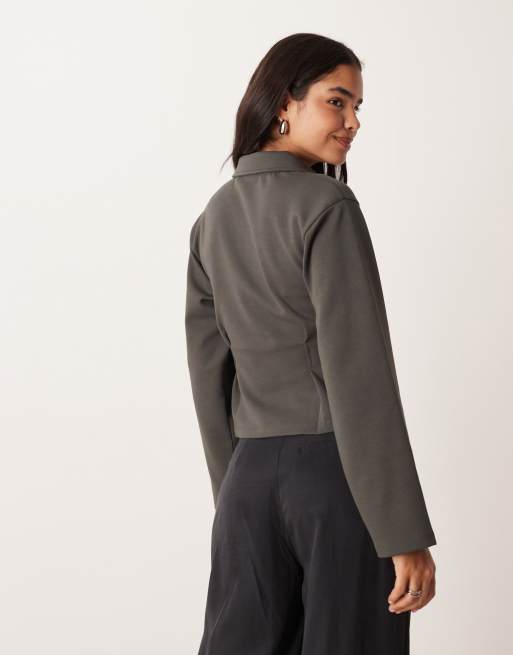 ASOS DESIGN – Czarny taliowany top z dzianiny interlock z długim rękawem, 4 z 4