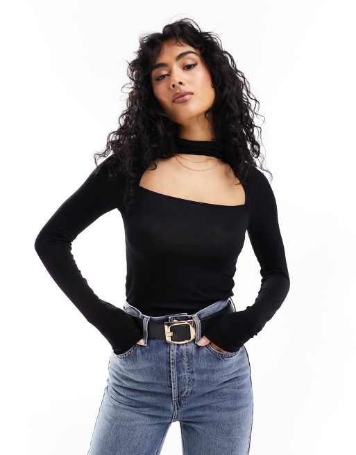 ASOS DESIGN – Czarny top o delikatnym splocie z ozdobnym wycięciem i długim rękawem