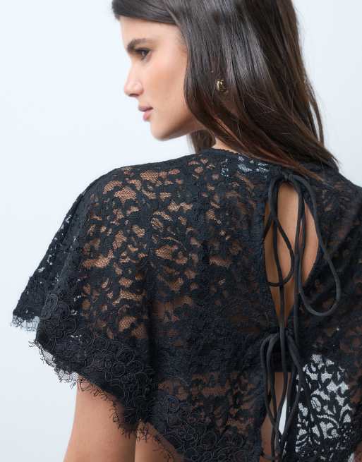ASOS DESIGN – Czarny top o kroju pelerynki z koronką, 4 z 4