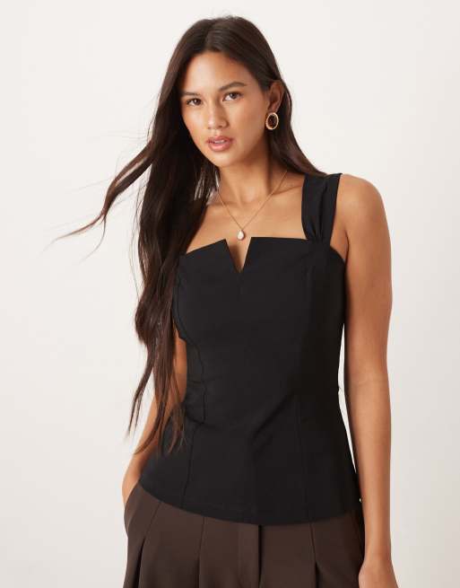 ASOS DESIGN – Czarny top z dekoltem karo z wydłużonymi ramiączkami z bengaliny