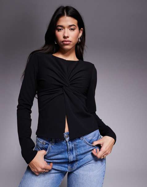 ASOS DESIGN – Czarny top z krepy, z długimi rękawami, skręceniem z przodu i poduszkami na ramionach - view 1