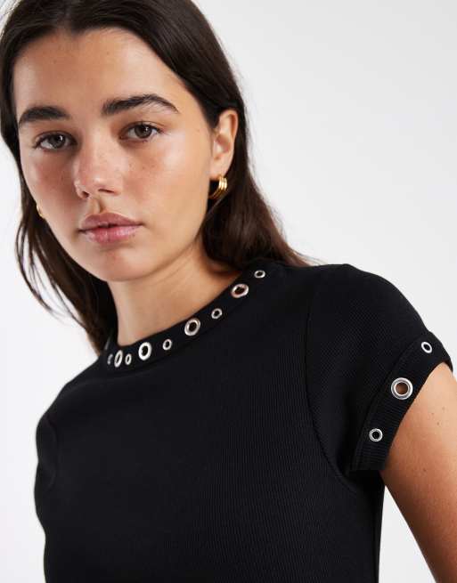ASOS DESIGN – Czarny top z krótkimi rękawami i ćwiekami, 3 z 4