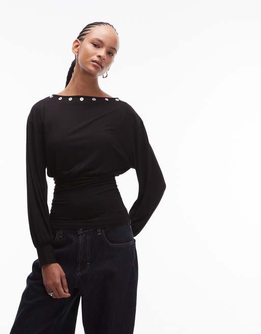 ASOS DESIGN – Czarny top z prostym dekoltem, długimi rękawami, marszczoną wstawką i ozdobnymi guzikami