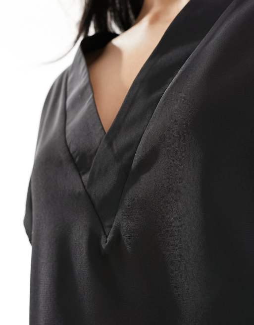 ASOS DESIGN – Czarny top z tkaniny z dekoltem w szpic, 3 z 4