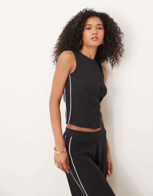 ASOS DESIGN – Czarny zapinany na guziki top z okrągłym dekoltem i kontrastową wypustką, część zestawu