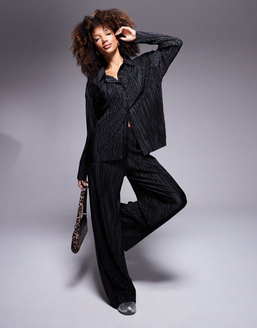 ASOS DESIGN – Czarny zestaw: plisowana koszula oversize i spodnie z szerokimi nogawkami