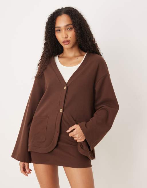 ASOS DESIGN – Czekoladowa bardzo miękka spódnica, część zestawu , 2 z 5